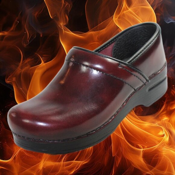 Dansko Cabrio Cordovan Professional Smooth Leather Clog, Size 38 (US 7.5… - Picture 1 of 7
